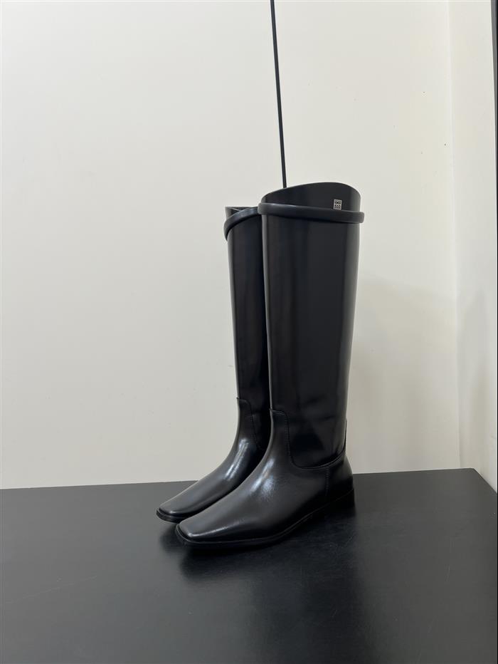 20251128174315752 580